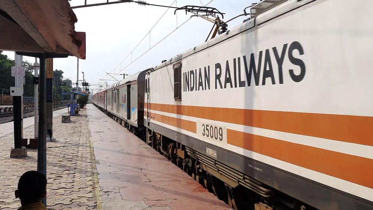 Indian railways, twitter